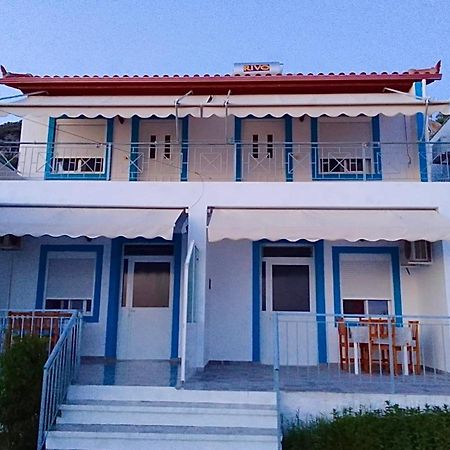 Vila Gusti Casa de hóspedes Borsh Exterior foto